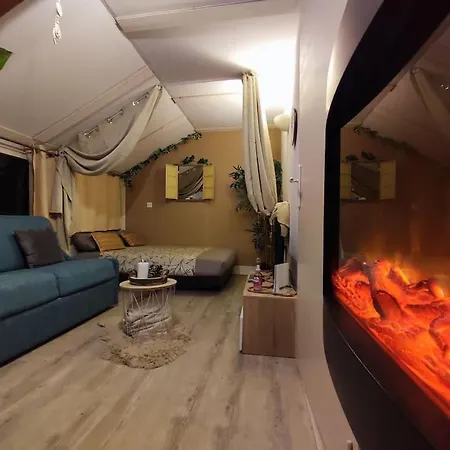 Appartement Le Cosy Fleuri à Ustou Extérieur photo